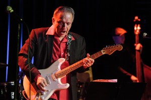 Jimmie_Vaughan_Dallas_2014-03